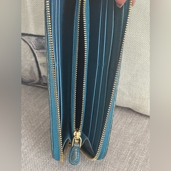 ⭐️COA⭐️PRADA RaRe VINTAGE MADRAS BLUE LONG WALLET⭐️W/Box & card⭐️💯Authentic - Picture 9 of 14